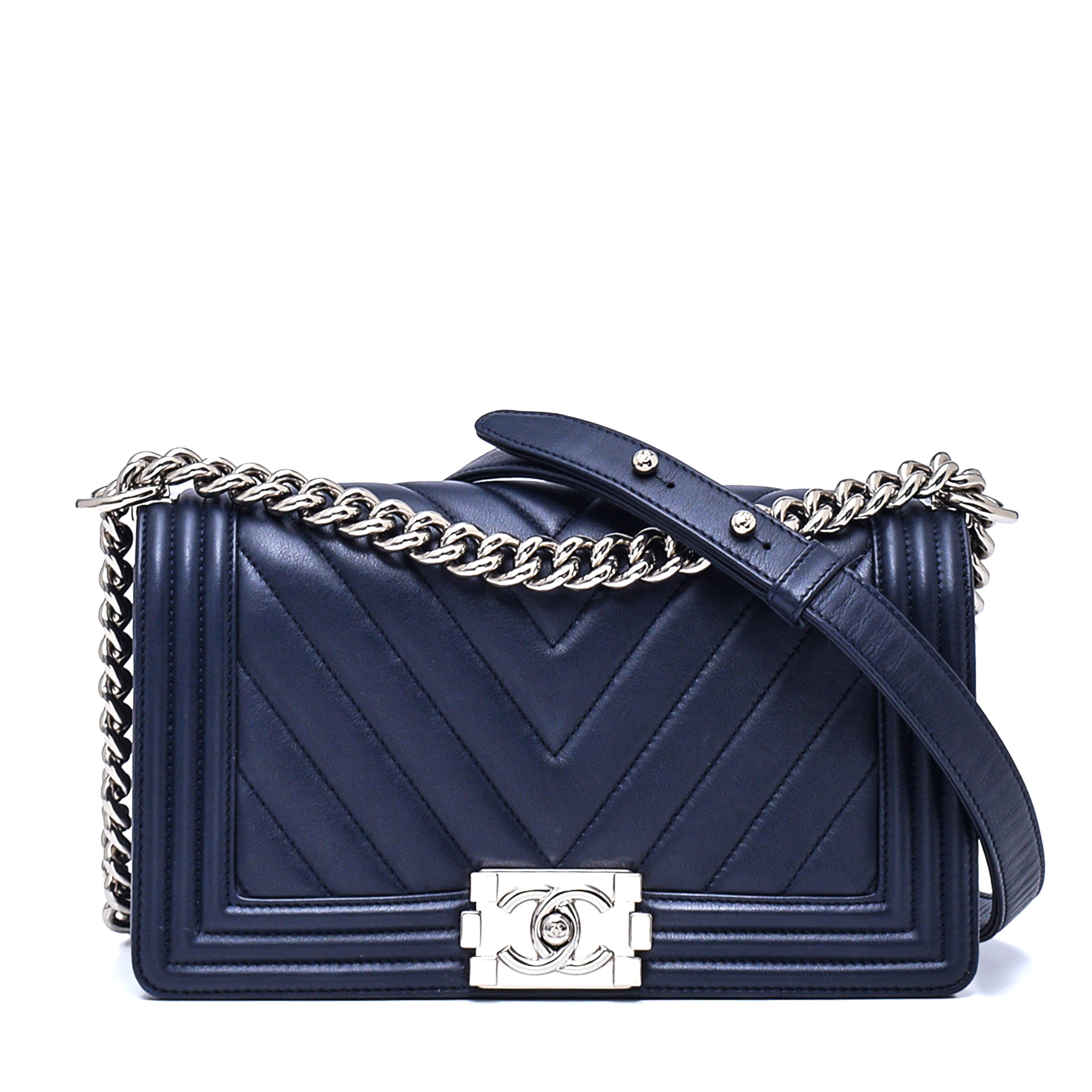 Chanel - Navy Blue Chevron Lambskin Leather Medium Le Boy Bag